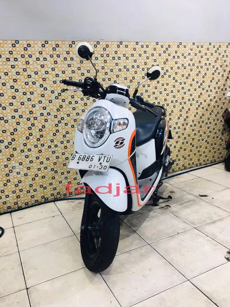honda scoopy dp 500 Rb