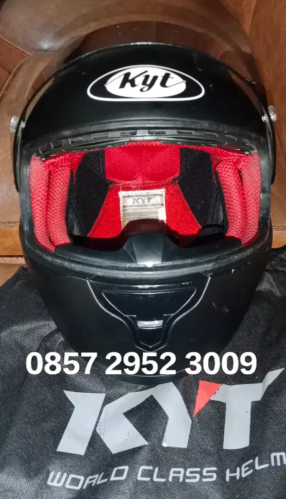 Helm full face KYT Original RC Seven