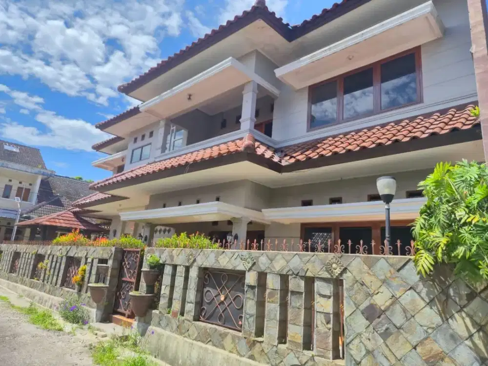 SUPER MURAH & JARANG ADA*JUAL CEPAT RUMAH KOKOH & TERAWAT DI AREA BUAHBATU SOEKARNO HATTA BANDUNG