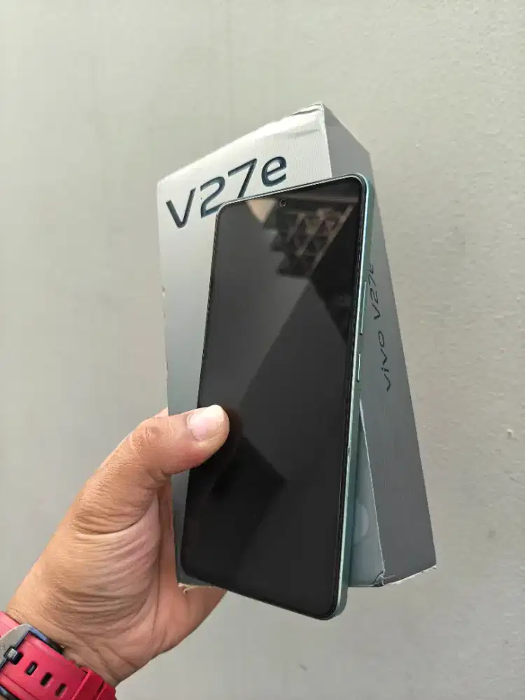 Vivo v27E 12/256