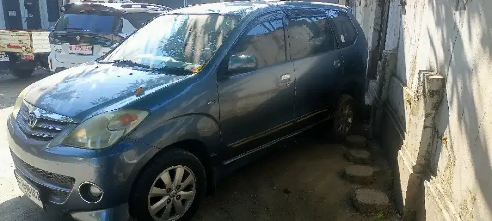 Jual Avanza matik 2010