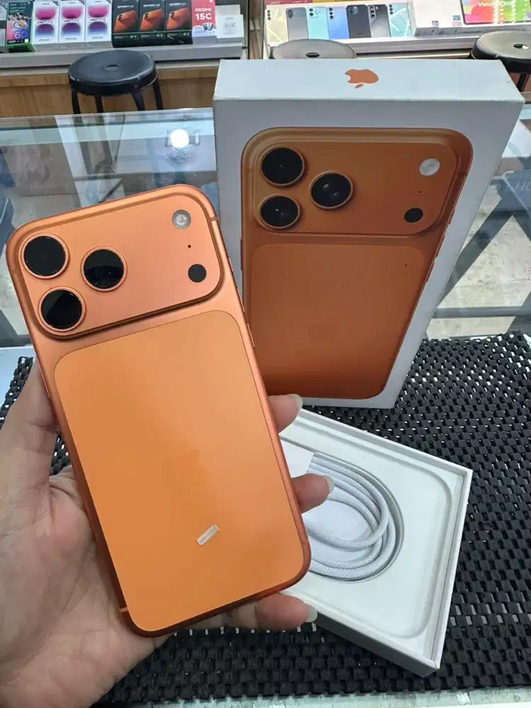 IPhone 17 Pro Max 256GB Orange Garansi Resmi iBox Mulussss