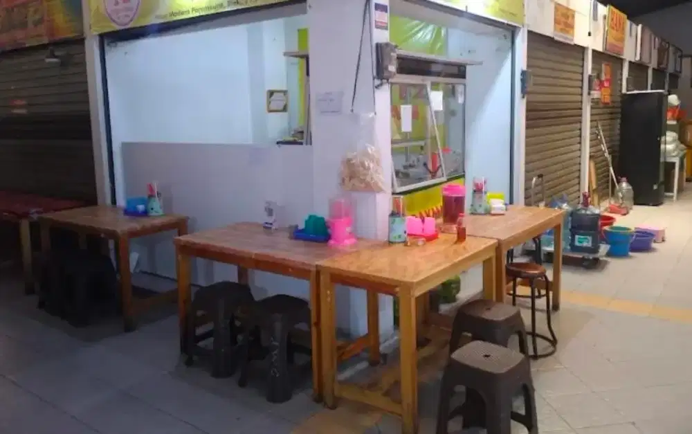DIBUTUHKAN KITCHEN CREW (KEDAI MAKANAN NON HALAL)
