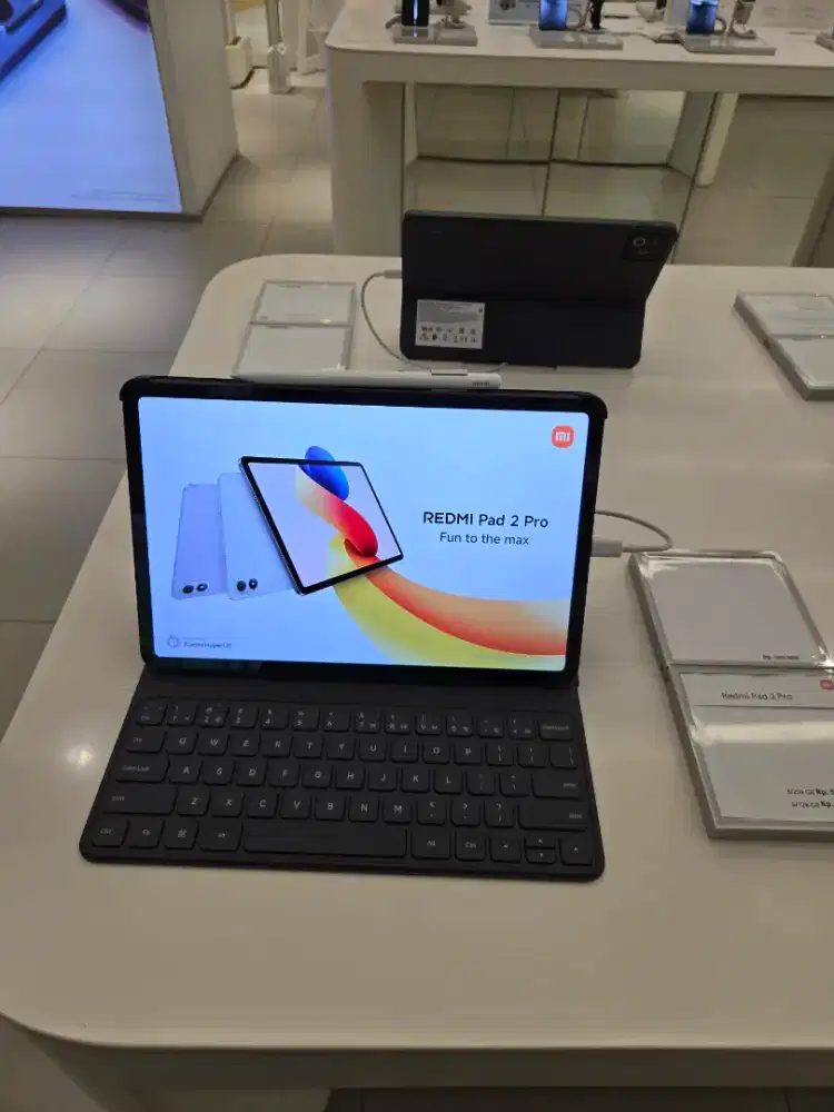 Tablet Redmi Pad 2 Pro 6/128 + Keyboard + Smart Pen Xiaomi + Tumbler