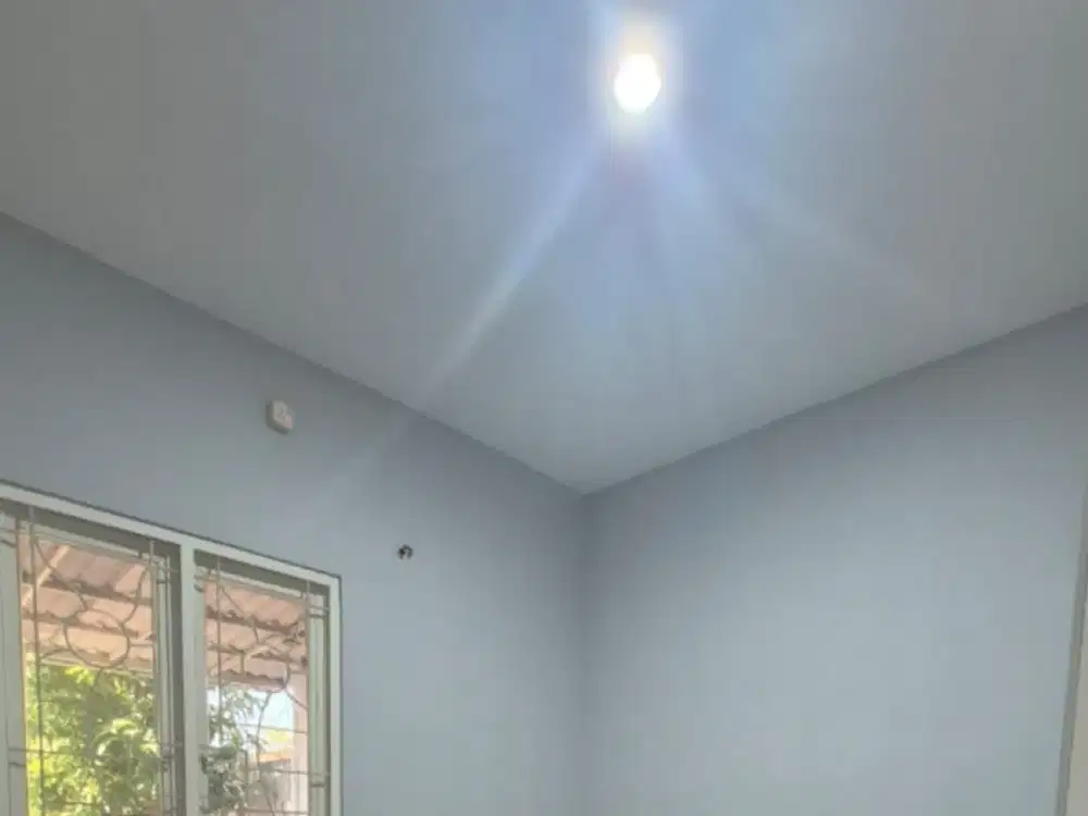 RUMAH BARU KEDUNG ASEM SEMI FURNISH DEKAT MERR