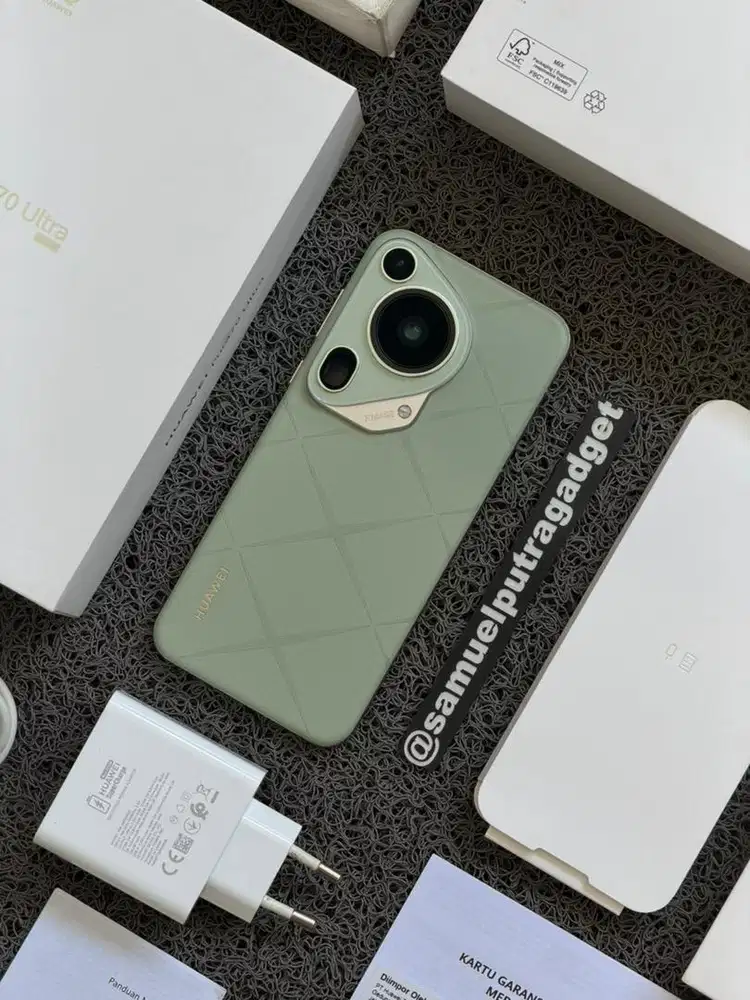 Huawei Pura 70 Ultra 16/1TB Fullset Garansi aktif
