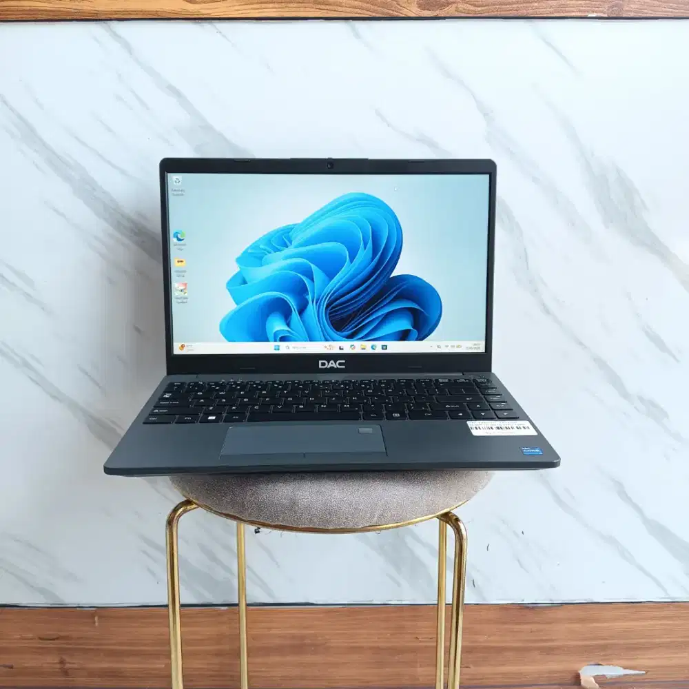 DAC F1 DN50 I7-11390H RAM 8GB SSD 512GB
