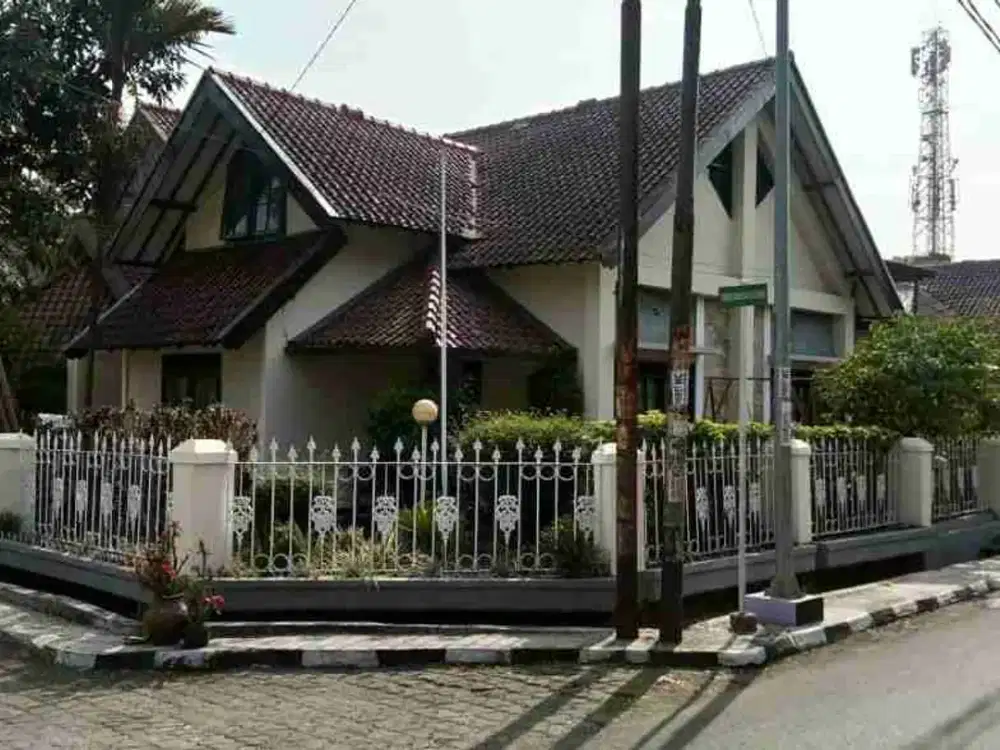 Turun Harga Rumah Hook Sayap Turangga Dekat Trans Studio Mall