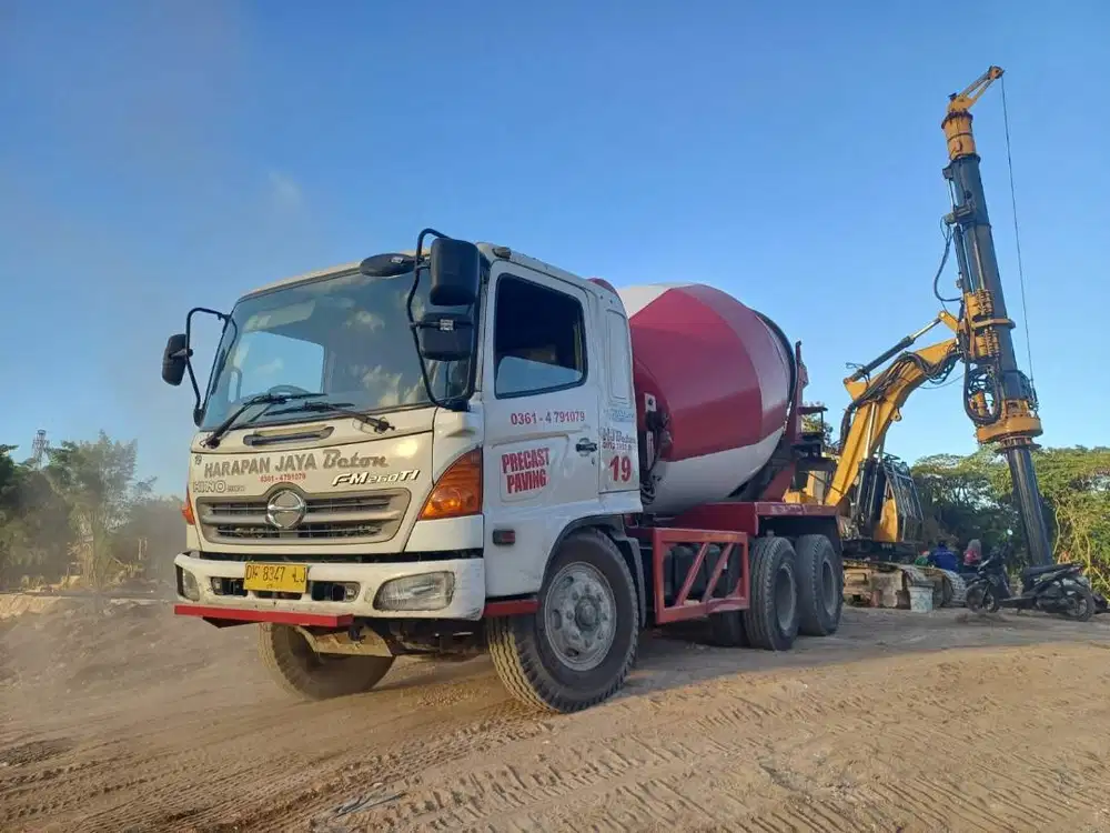 Sopir Truck Mixer / Mixer Beton