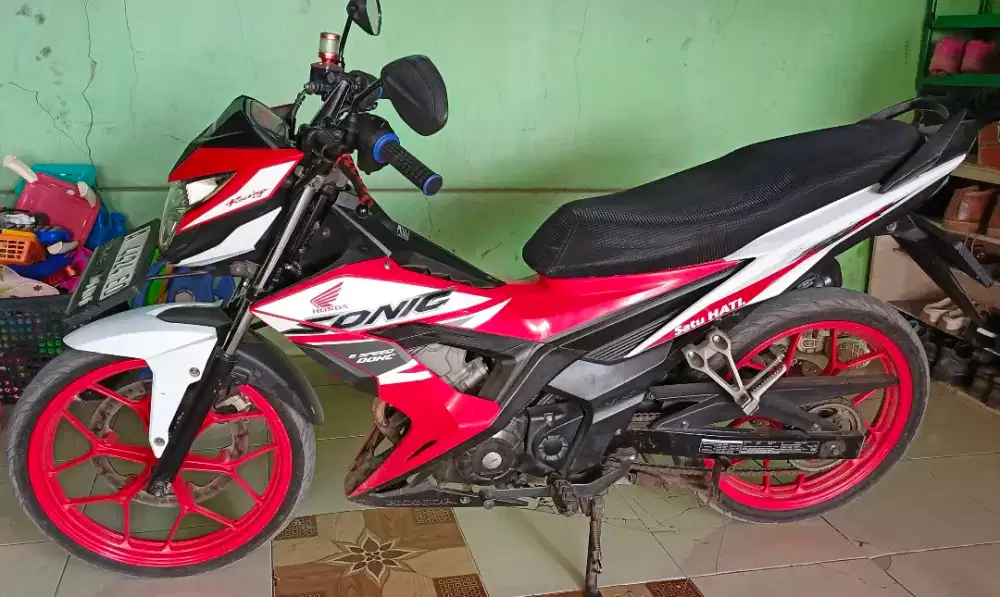 Jual santuy.. Yang mau merawat motor pemakaian pribadi