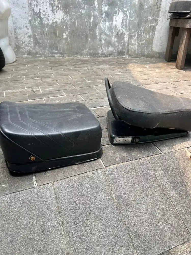 Jok pisah vespa exclusive