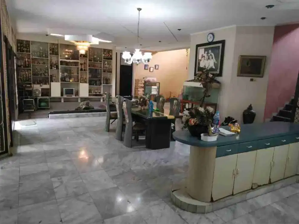 Disewakan rumah sunter