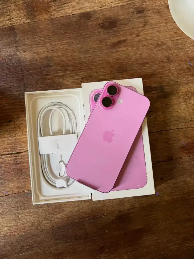 Promo Cicilan Bunga 0% Gratis 2x Cicilan Iphone 16 128gb