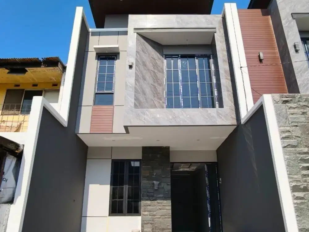BARU GRES! Dijual rumah baru manyar tirtoyoso