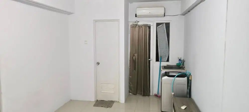 Disewakan Apartemen Green Pramuka Tower Chrysant - Tipe Studio