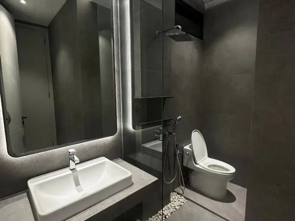Rumah Private Lift Royal Residence • Baru Gress Semua Master Bedroom Ada Attic Rooftop