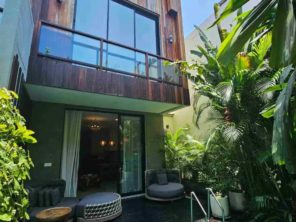 Exclusive Modern Villa For Leasehold di Berawa Canggu