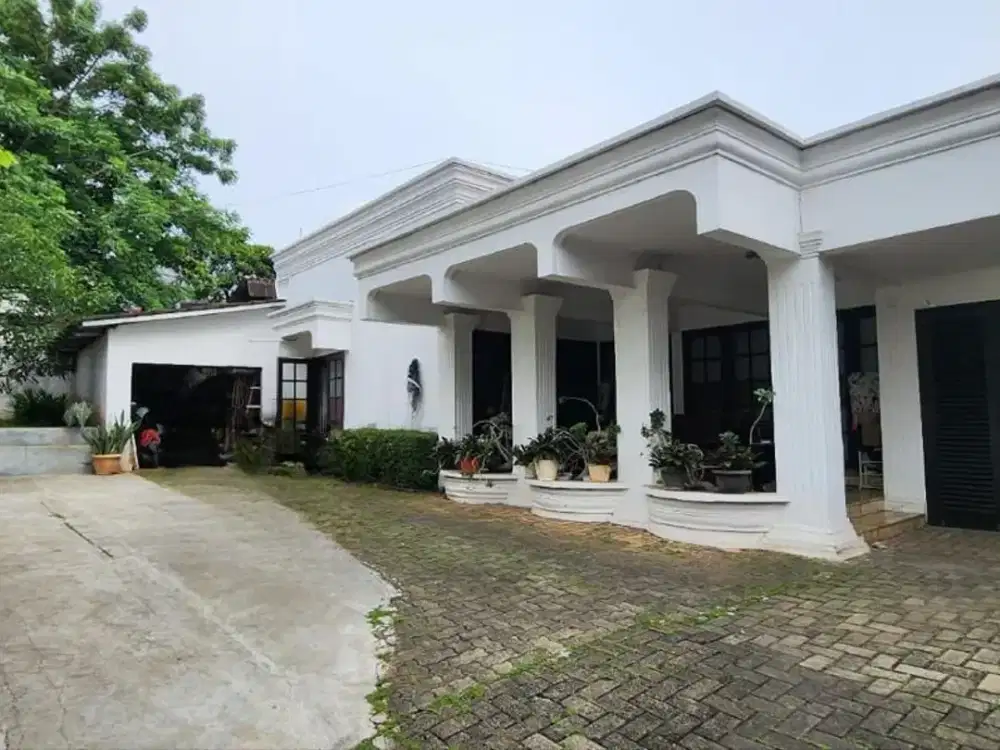 Dijual Rumah Siap Huni di Cipete, cocok untuk Rumah Tinggal & Kantor