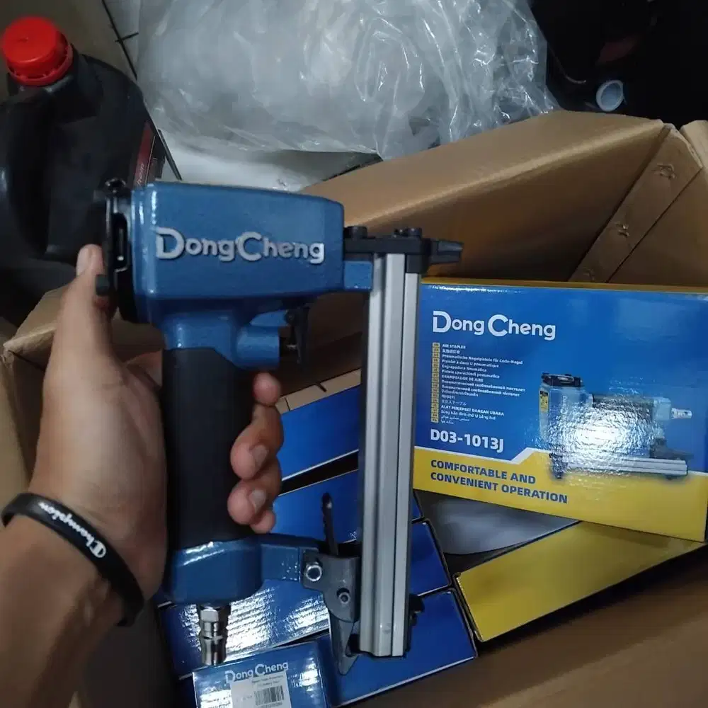 BISA COD - Mesin Stapler Angin Air Brad Nailer DongCheng D03-1013J