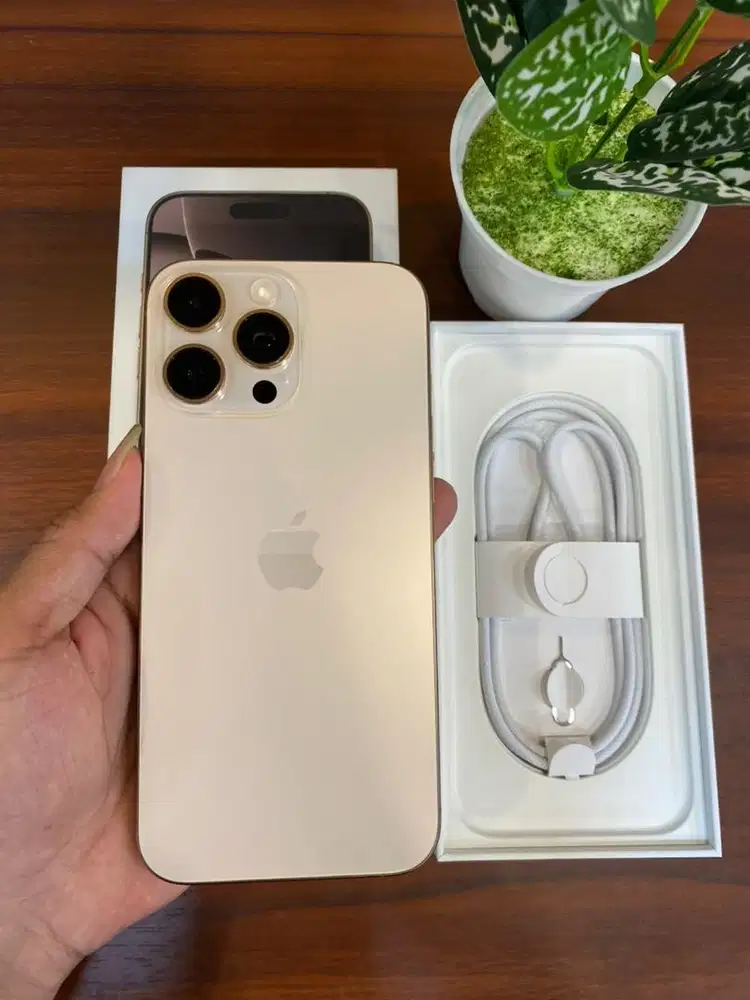 iPhone 16 Pro Max 256GB Desert Titanium iBox