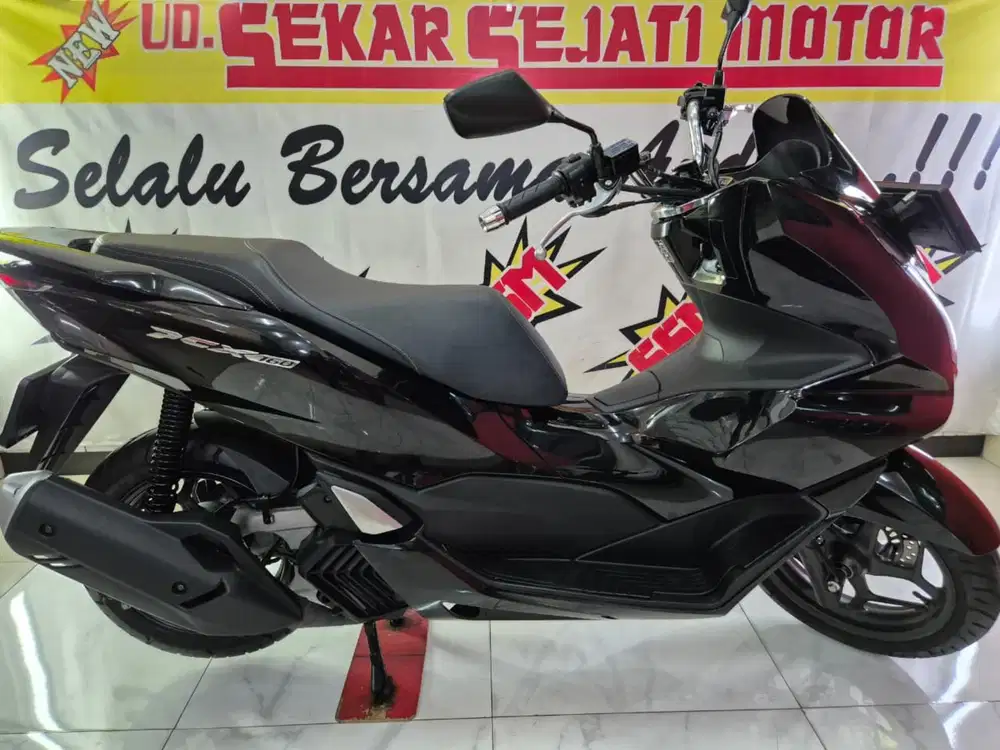 New PCX 160 iss cbs keyless 2024 TERSEDIA