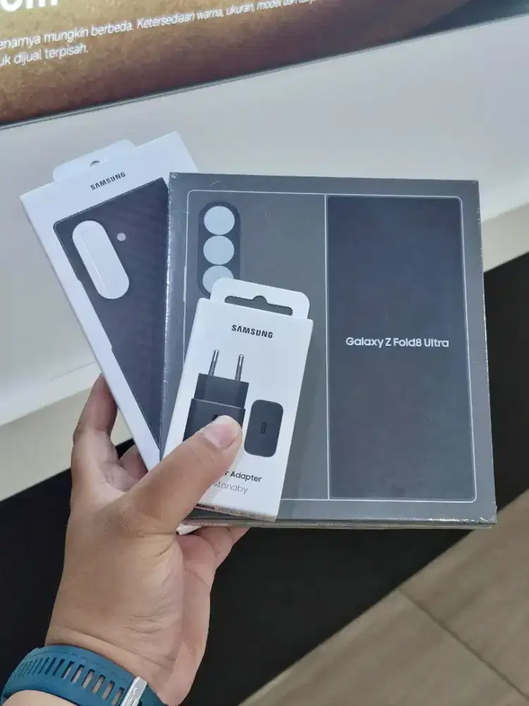 Cuma 27.947.000 Galaxy Z Fold8 Ultra Segel BNIB