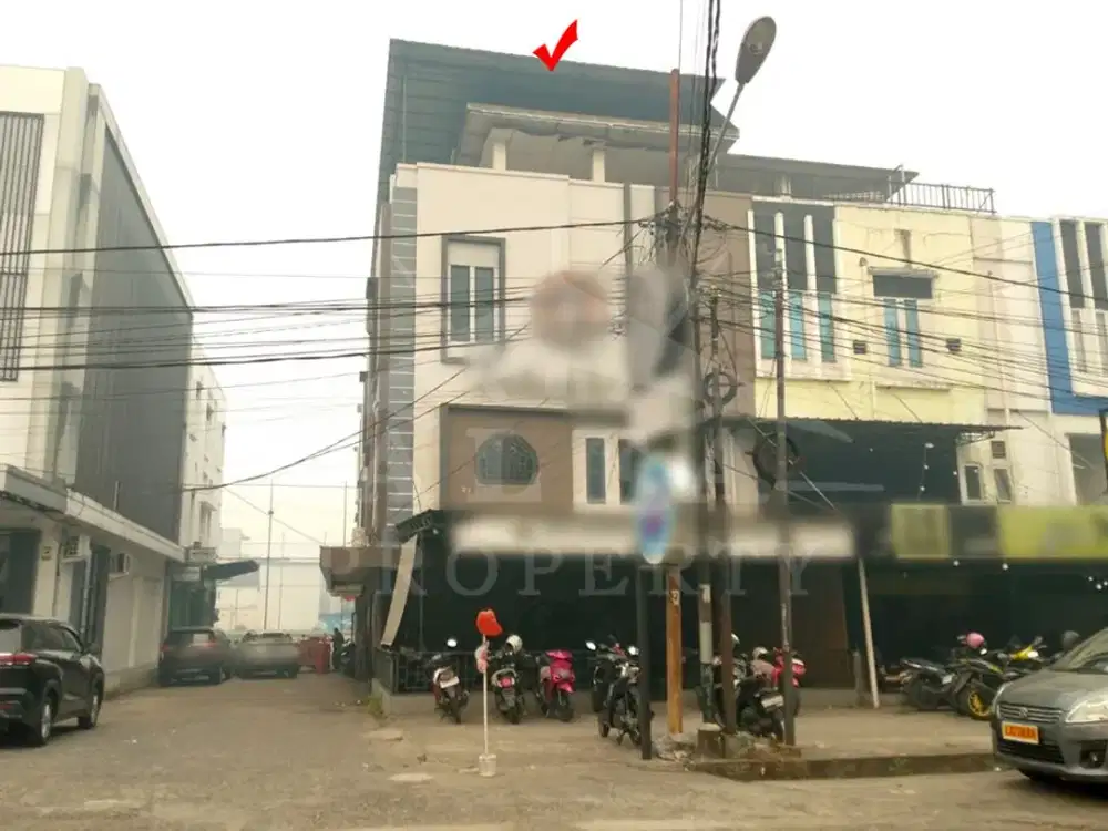 Jual Ruko Hook Posisi Jalan Raya Utama, Lalulintas Sangat Ramai