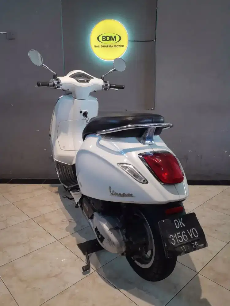 Vesva. Prmavera. 2016 cash. Bali dharma. Motor