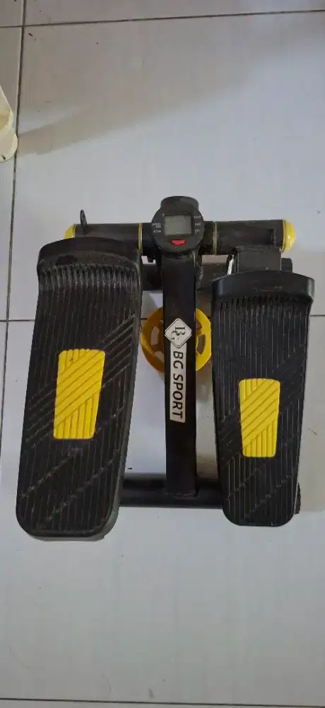 Alat fitness mini stepper