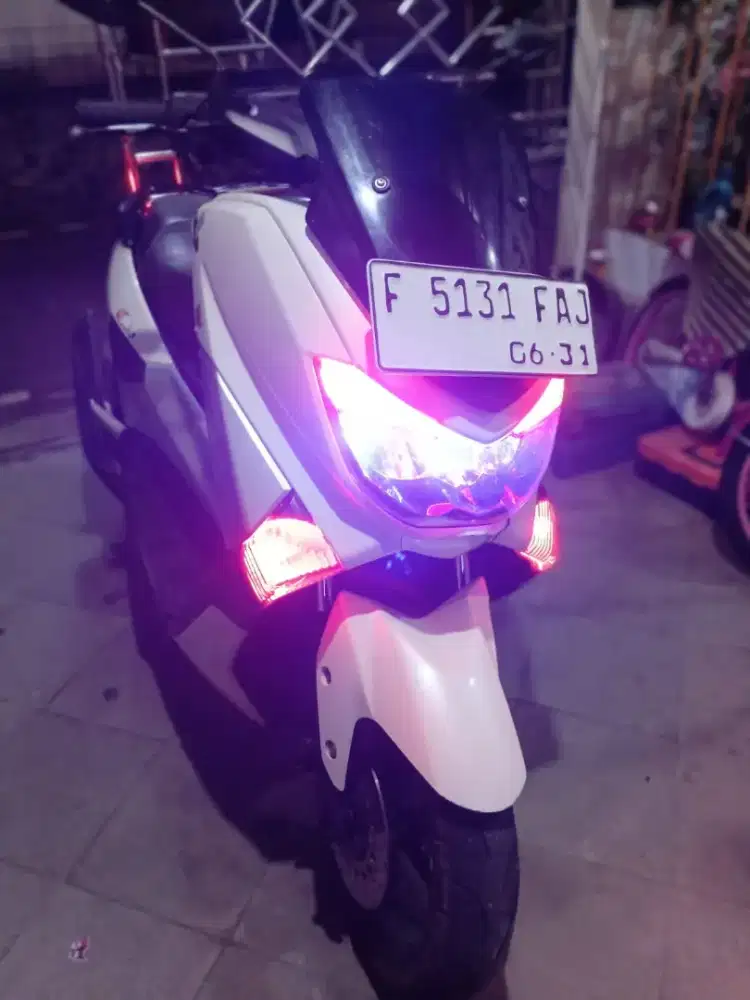 Nmax putih  2016