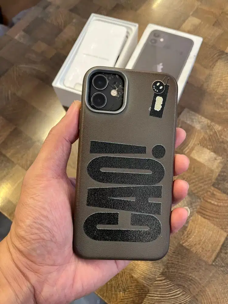 Dijual iPhone 11 64gb ex inter