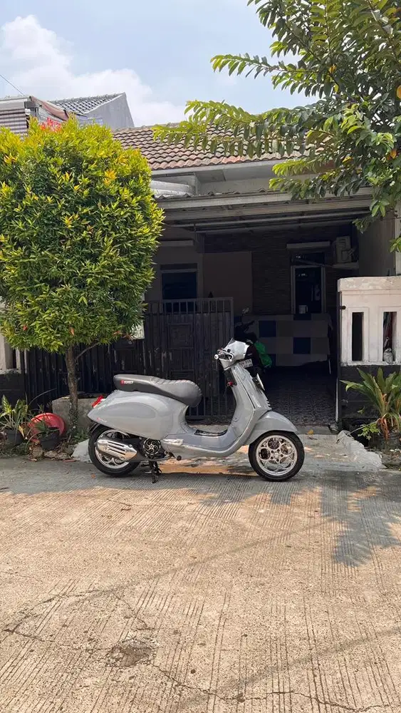 vespa sprint 2024 km rendah