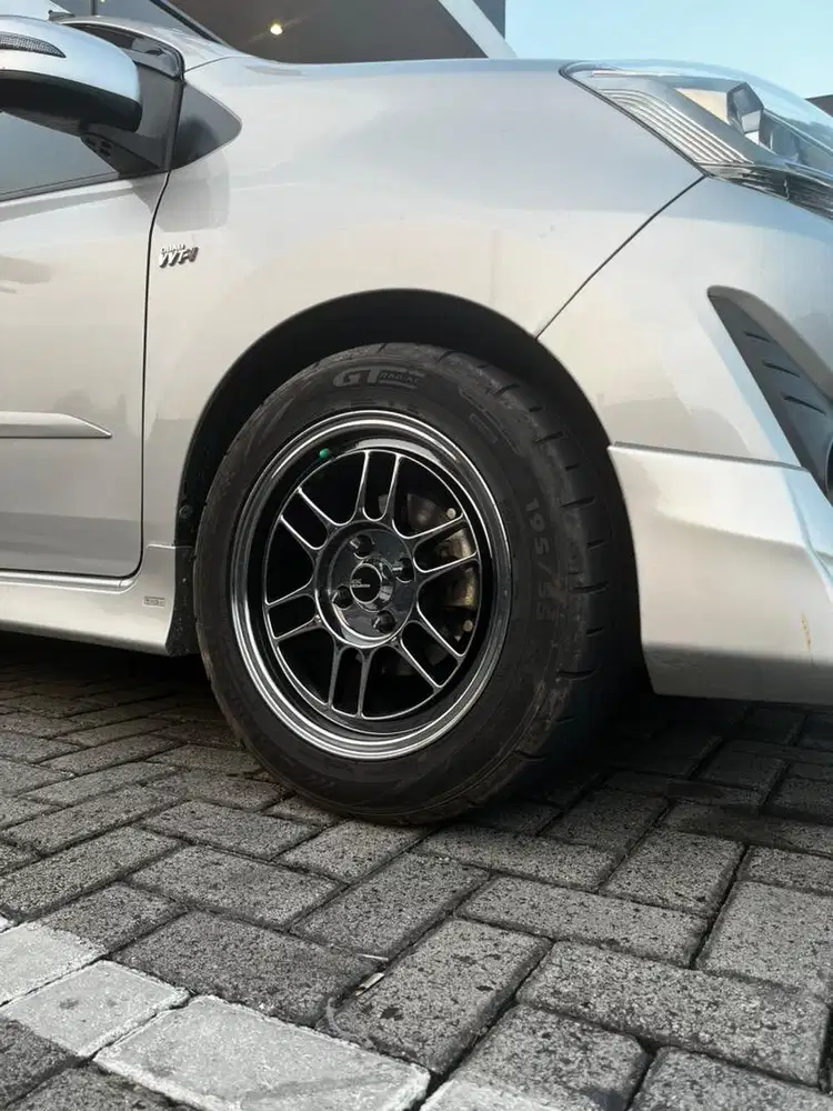 Velg RPF 1 Blackchrome R15 dan Ban SX2