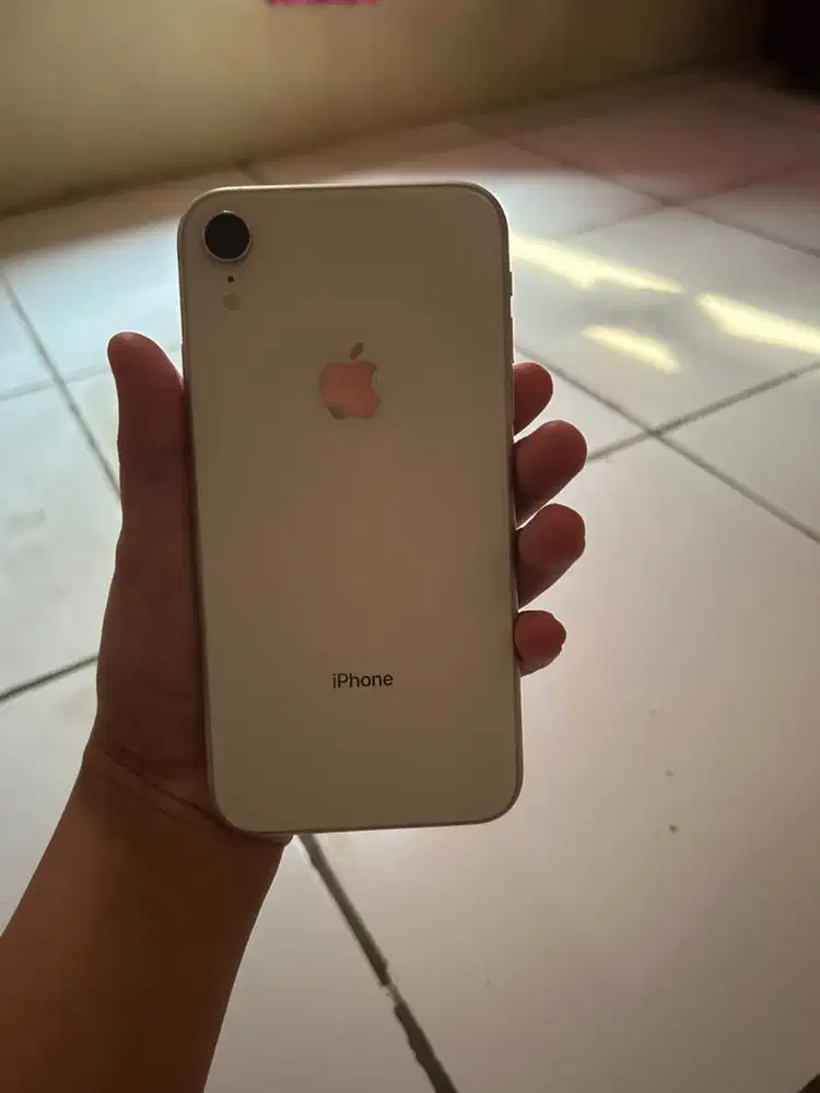 Hp iphone xr bekas