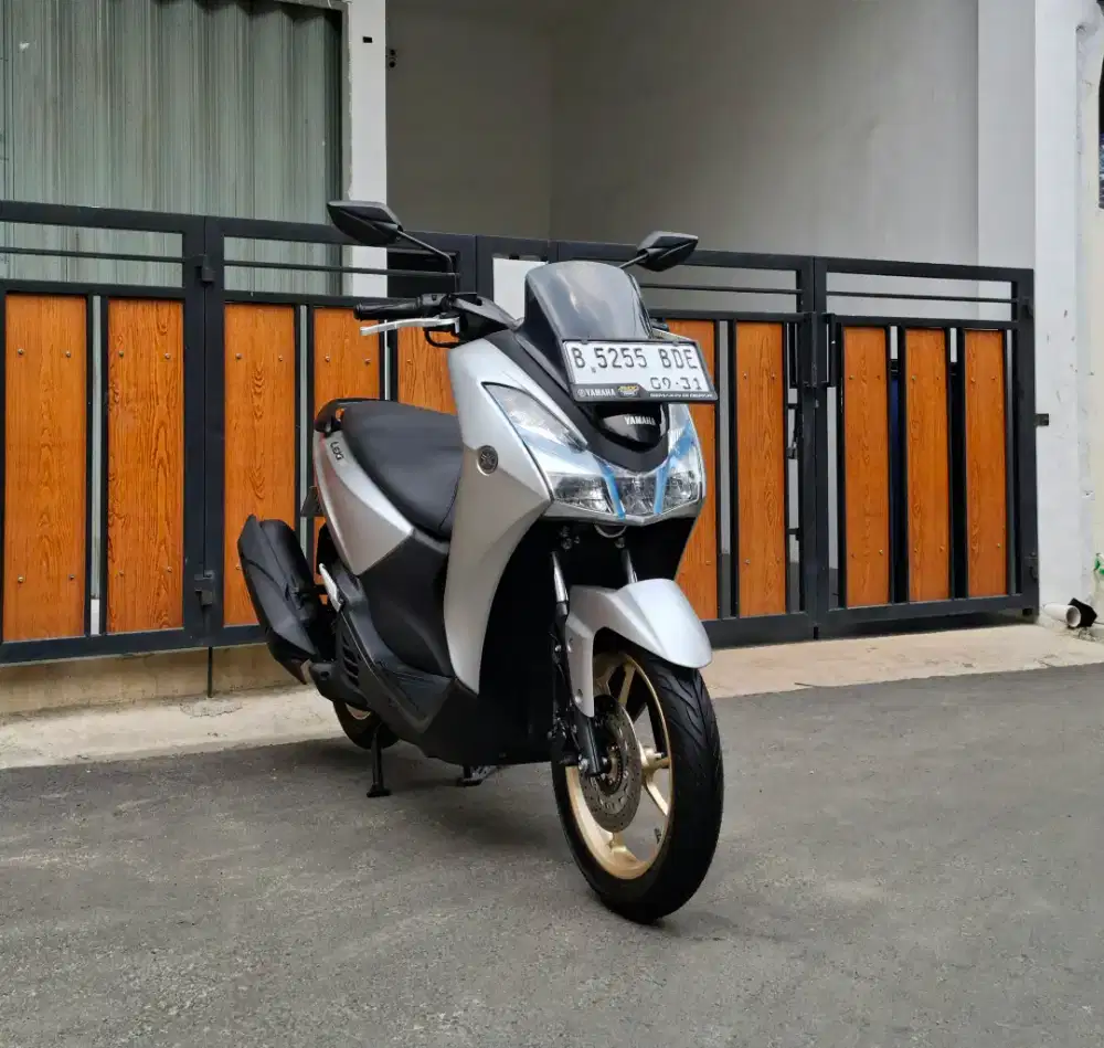 Yamaha Lexi S Keyless MULUSSS Pajak Hidup Panjang