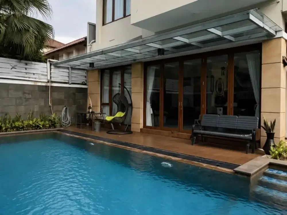 RUMAH MEWAH DALAM CLUSTER KENANGA AMPERA KEMANG JAKARTA SELATAN