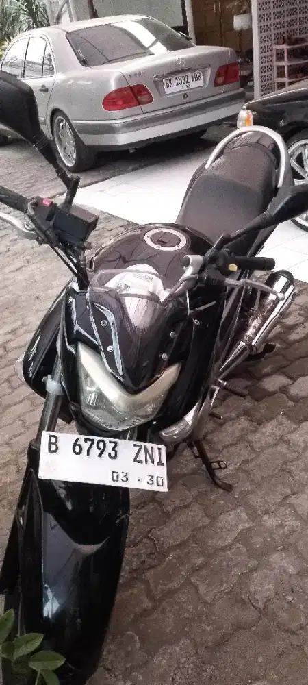 Suzuki Inazuma 250 cc