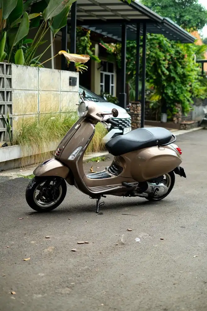VESPA PRIMAVERA 150cc 3V COKLAT