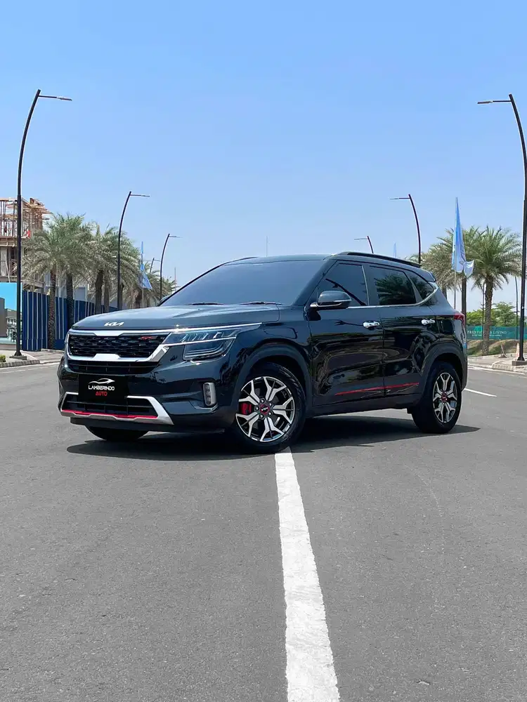 KIA SELTOS GT LINE  1.4 TURBO  LOW ODO 2025 HITAM