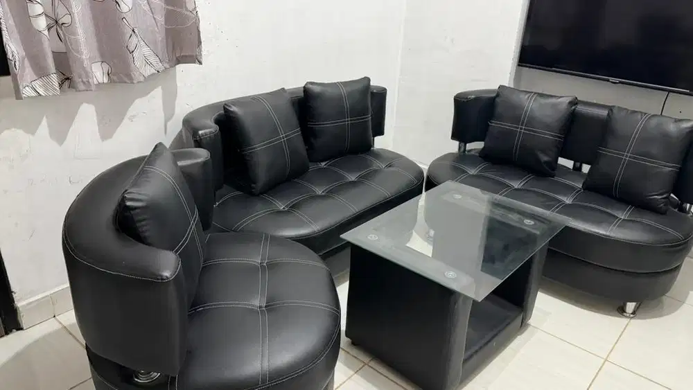 Sofa ruang tamu masih bagus bangat like new