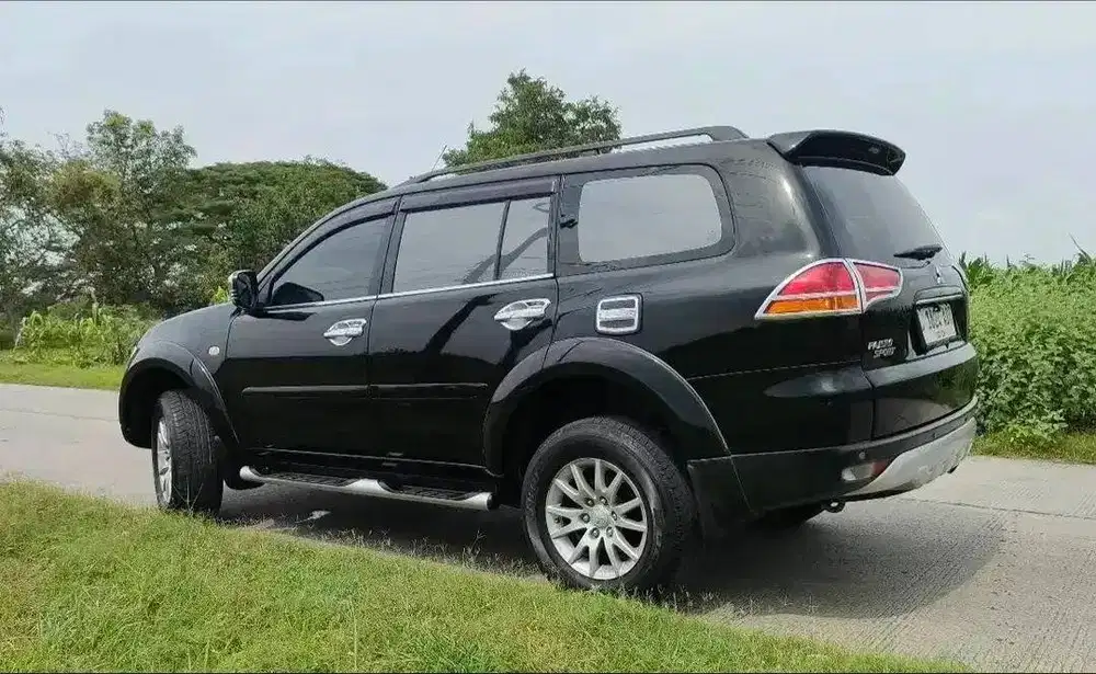Pajero Sport Exceed Matic A/T 2011