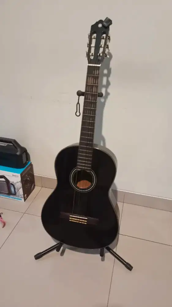 Yamaha C40 Hitam Nylon