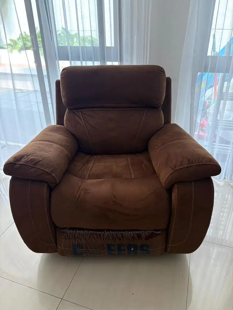 Sofa Cheers Informa