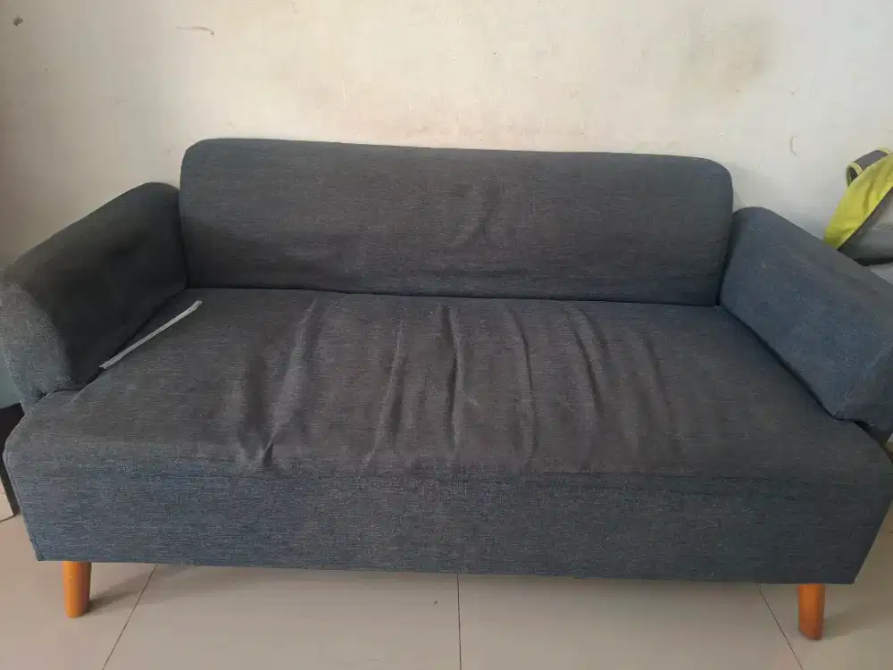 Preloved sofa 2 seater. Pemakaian pribadi
