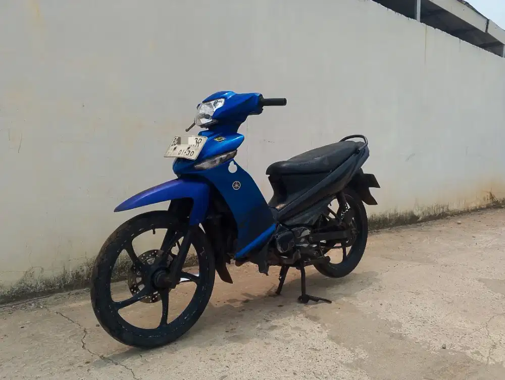 Vega ZR 2010 biru