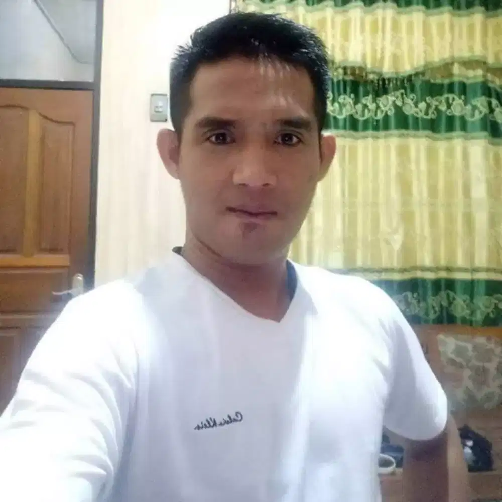 Jasa driver anter jemput sekolah atw luar kota dan dalam kota  ...