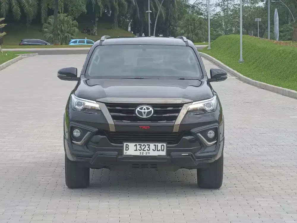 Fortuner Vrz TRD 2.4 at 2020