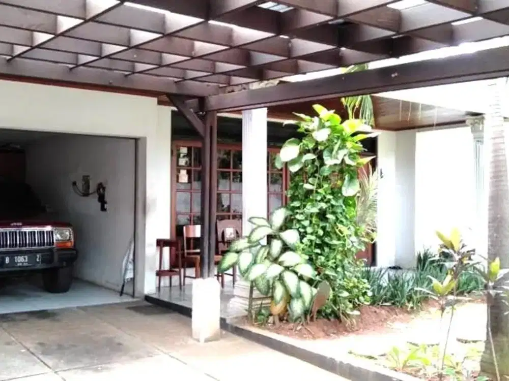 Dijual Rumah dalam Komplek security 24 jam, one gate system