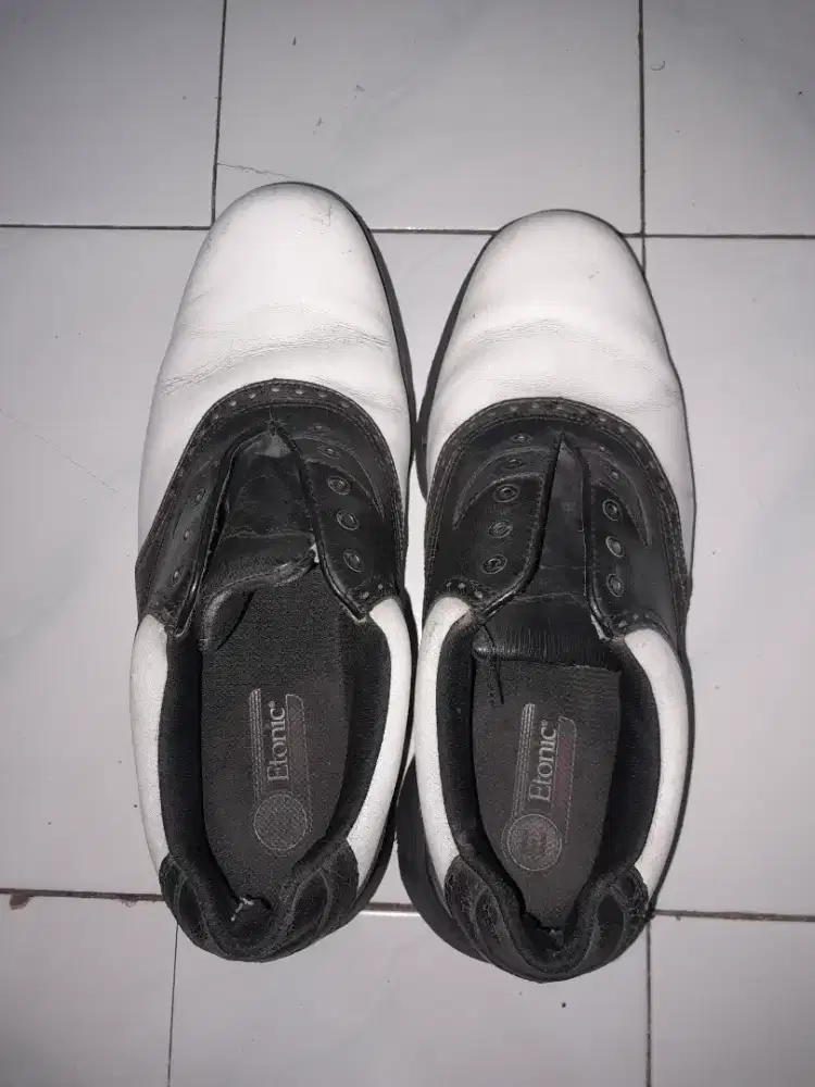 Sepatu pria - Ukuran 42