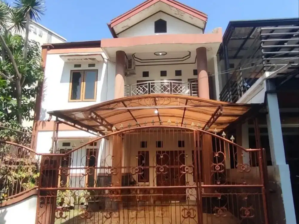 Rumah Semi Furnished Dalam Komplek Antapani Bandung